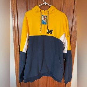 Men’s Columbia fleece pullover hoodie